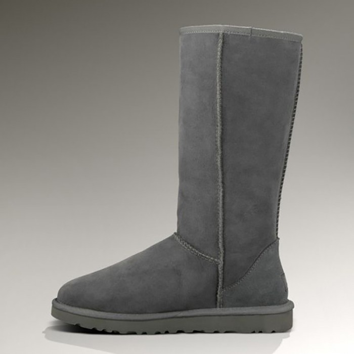 UGG CLASSIC SHORT II - Gray-594597