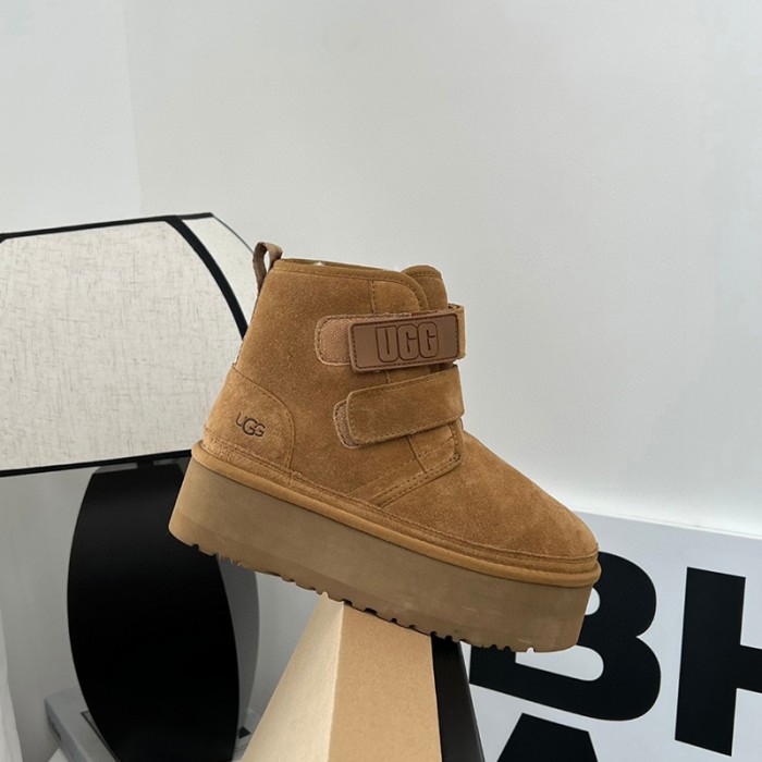 UGG Ultra Mini Belted Roller - Brown-8761890